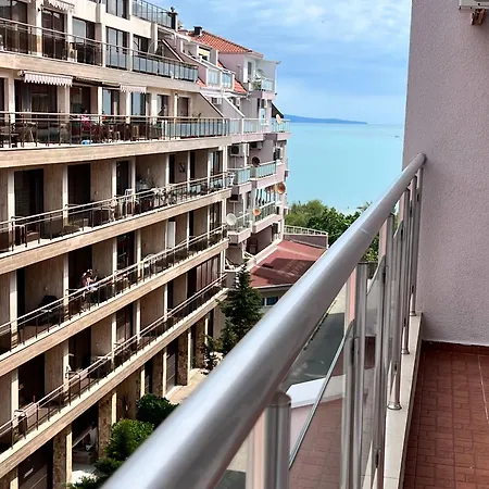 Milos Апартамент